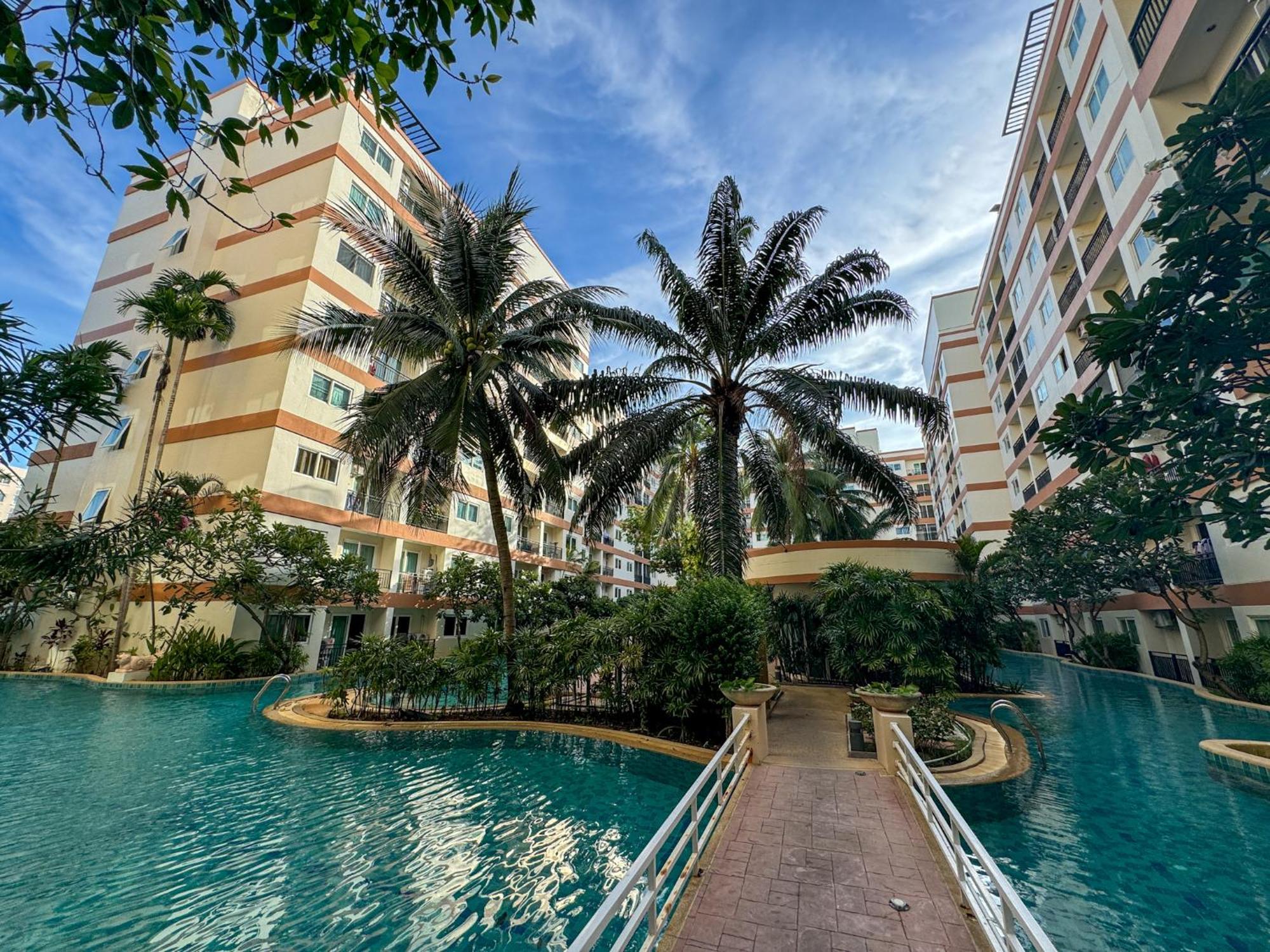 卧室直达泳池 全网最低价 到中天海滩5分钟 Jomtien Beach Extérieur photo